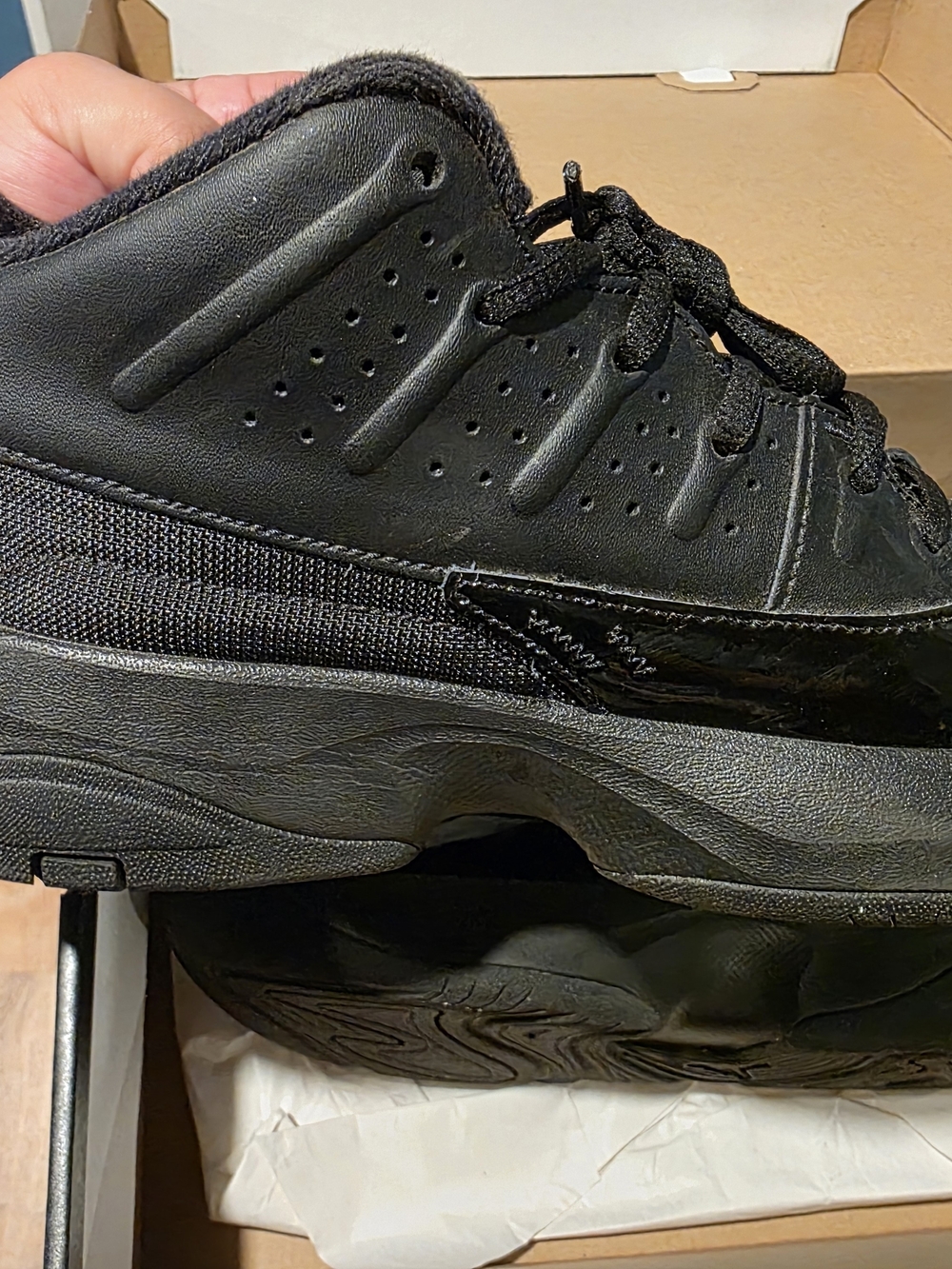 Jordan Big Boy's Black Athletic Sneakers
